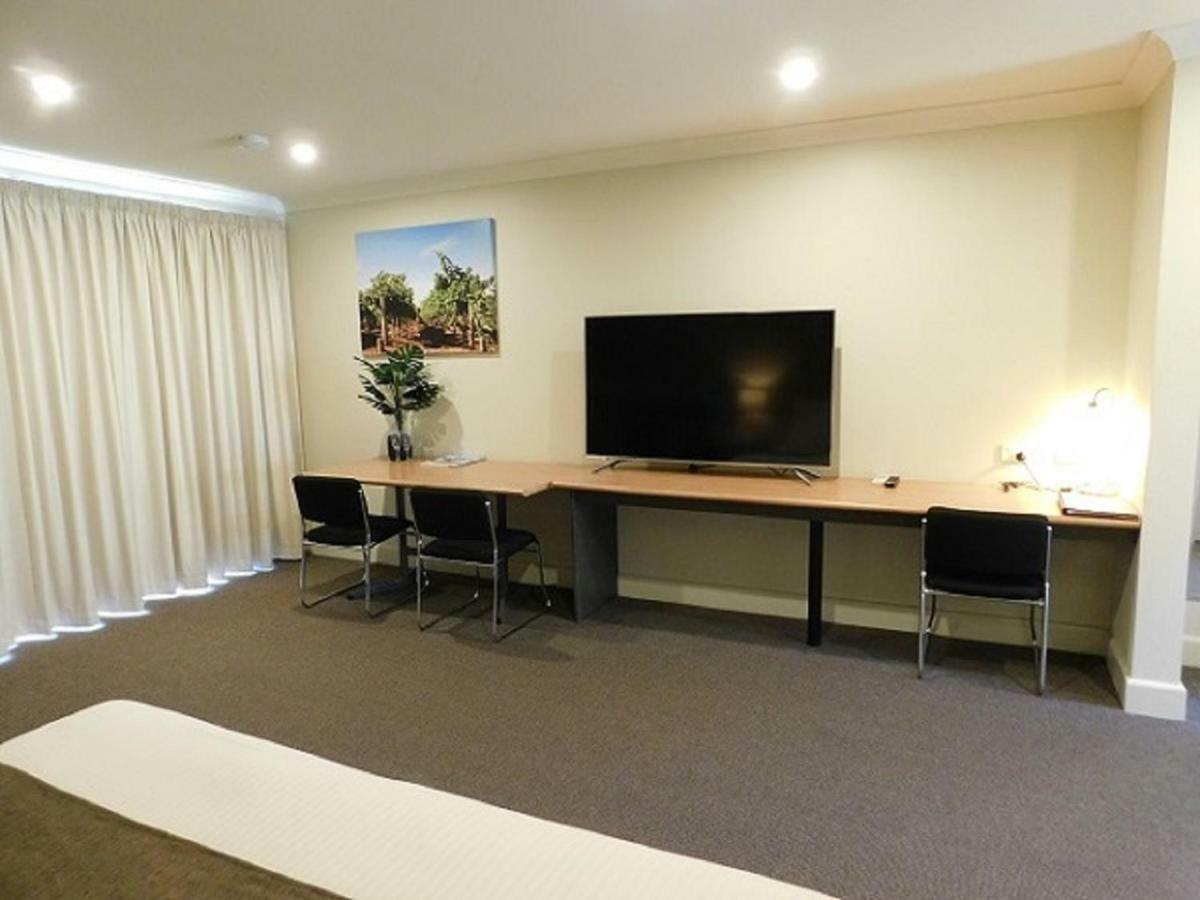 Alexander Cameron Suites Penola Exteriör bild